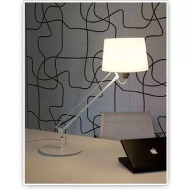 Tango Lighting Carpyen Lektor Table Lamp