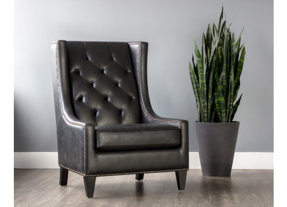 Sunpan Ohio Lounge Chair - Coal Black - Lifestyle