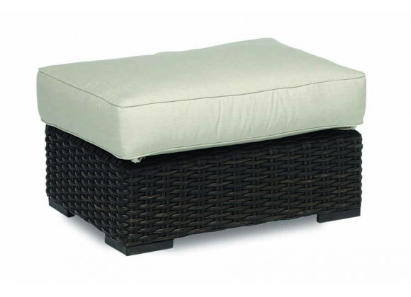 Cardiff Wicker Ottoman With Cushions