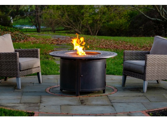 Alfresco Home Heron 42" Round Gas Fire Pit Chat Table with Clear Glass Fire Beads - Lifestyle