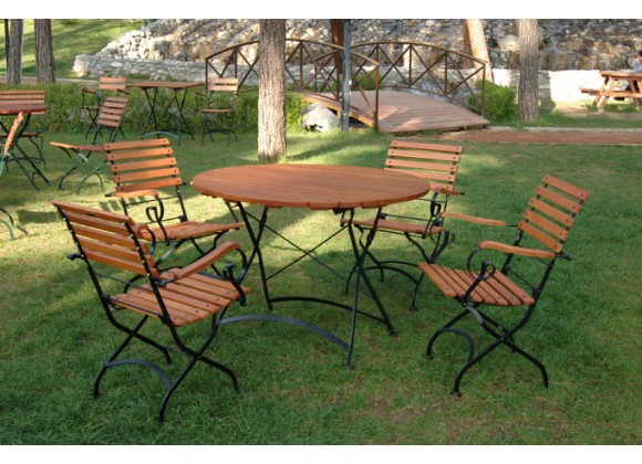 Furniture Designhouse French Cafe Round Bistro 32" Round Folding Table - European Chestnut Wood Slat Top