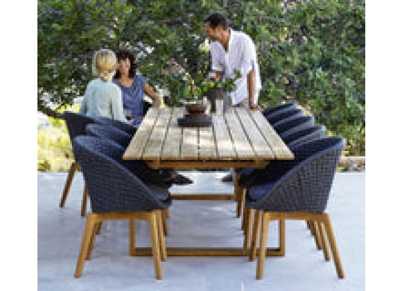 Cane-Line Endless Table, Dining Set