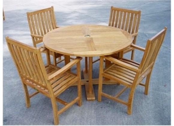 Anderson Teak Tosca 47" Round Table and 4 Rialto Dining Armchairs