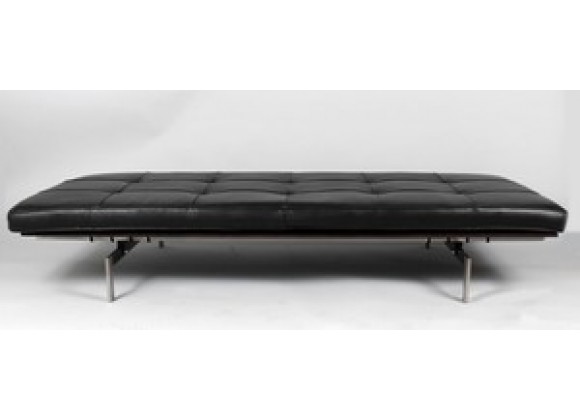 Stilnovo The Halloway Daybed