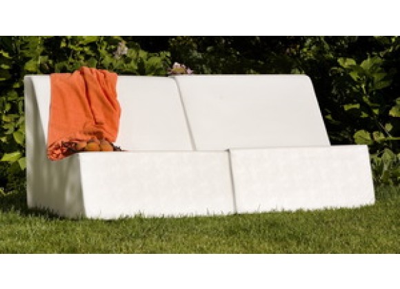 La Fete Check Deep Lounge Chair - Lifestyle 