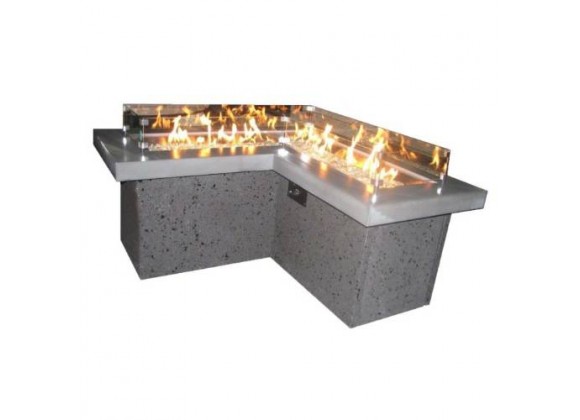 Outdoor Greatroom Company The Pointe L-Shaped Crystal Fire Pit Table - Lit