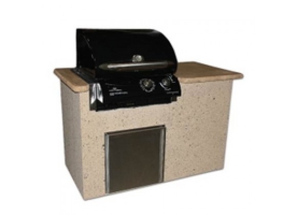 Outdoor Greatroom Company St. Lauranine Outdoor Kitchen - Front Side Angle