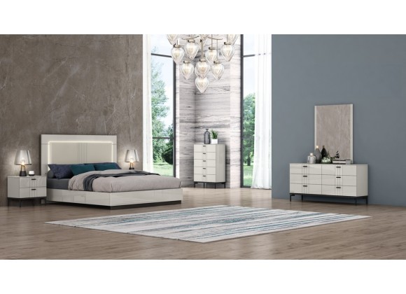 J&M Furniture Bella Bedroom Collection