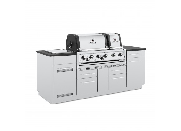 Broil King Imperial S 690i - LP/NG - Angled and Closed