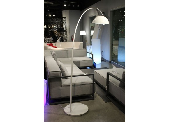 Calvin Floor Lamp White Aluminium in White - Lifestyle
