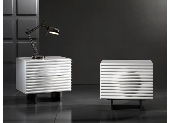 Moon Nightstand In High Gloss White Lacquer With Brushed Stainless Steel - Lifestyle 2