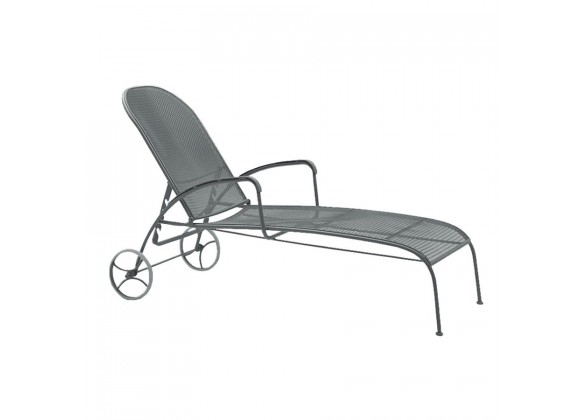Woodard Valencia Adjustable Chaise Lounge