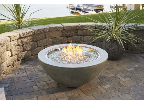 Outdoor Greatroom Company Cove 30" Fire Pit W/Natural Gray Concrete Finish/CF30