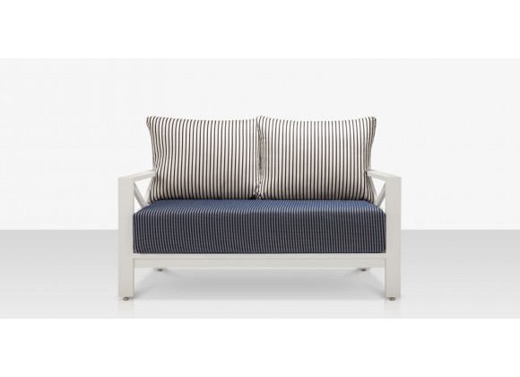 Source Furniture Dynasty Loveseat Front