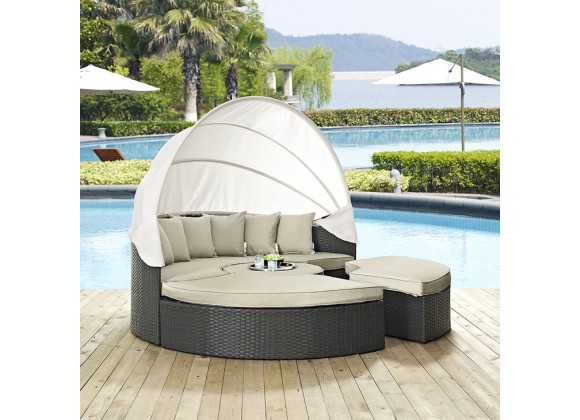 Modway Soujourn Outdoor Patio Wicker Rattan Sunbrella® Daybed - Lifestyle