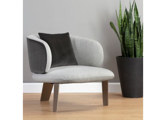 Sunpan Garry Lounge Chair - San Remo Winter Cloud / Diamond Mummy - Lifestyle