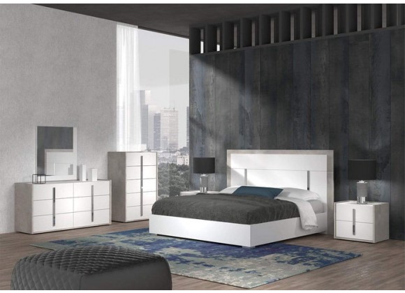 J&M Furniture Ada King & Queen Size Bed