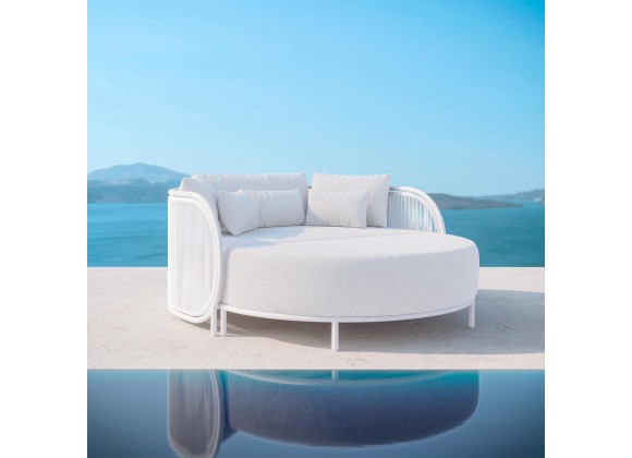 Azzurro Kamari Day Bed With Matte White Aluminum Frame And White Mist All-Weather Texteline Rope - Lifestyle