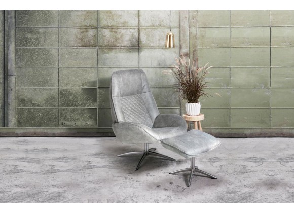 Bordeaux Chair With Footrest In Balder Leather - Lifestyle