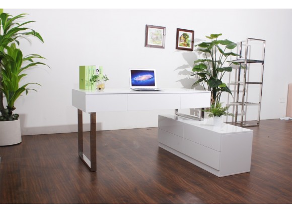 J&M Furniture KD12 Modern Office Desk in White