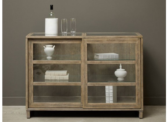 Pulaski Furniture Vitrine Sliding Door Display Case