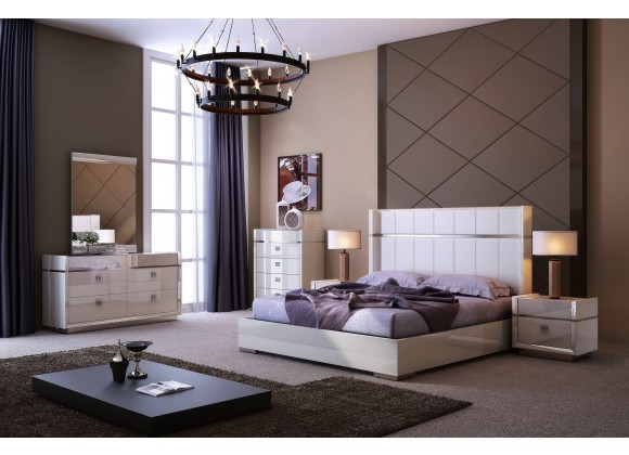J&M Furniture Paris King Panel Bed in Light Grey 