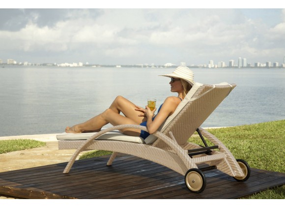 Panama Jack Outdoor Austin Chaise Lounge Day View