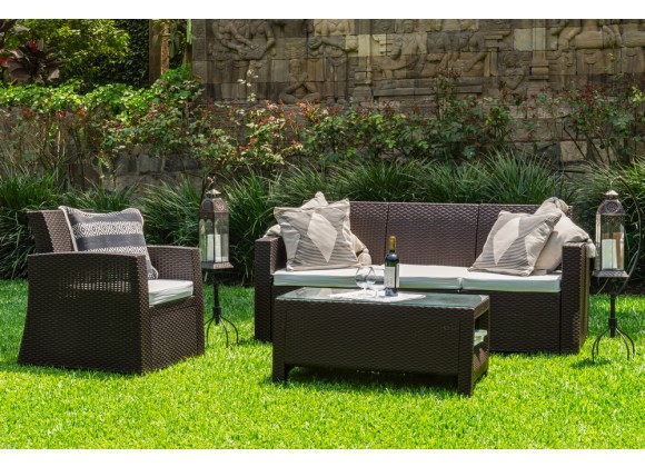 Hospitality Rattan Patio Plastique Lounge Chair Set