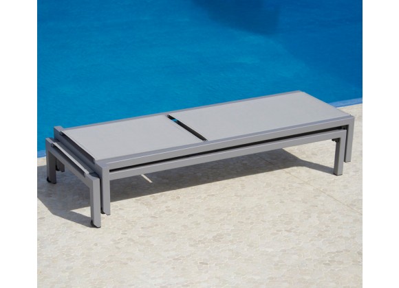 Cane-Line Relax Sunbed, Stackable pool view
