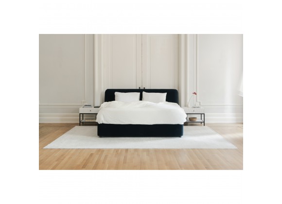 Moe's Home Collection Samara King Bed in Blue Velvet - Lifestyle
