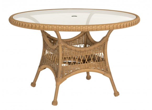 Woodard Sommerwind 48" Round Umbrella Table with Glass Top - Angled