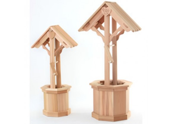 All Things Cedar Small Outdoor Wishing Well