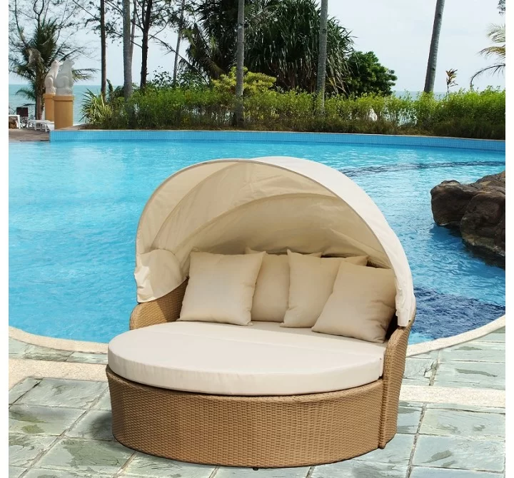 Blueczy Day All-Weather Wicker Leisure Bed with Cushions