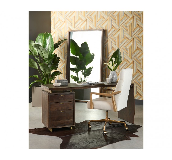 Sunpan Calix Planter - Lifestyle