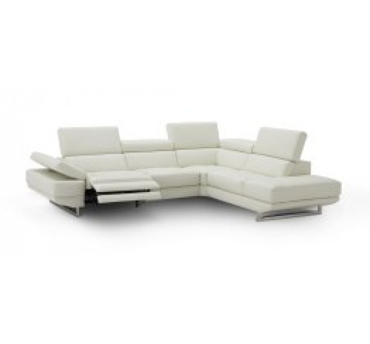 J&M Furniture Annalaise Recliner Leather Sectional 