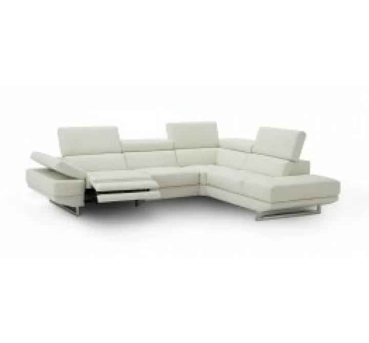 J&M Furniture Annalaise Recliner Leather Sectional 
