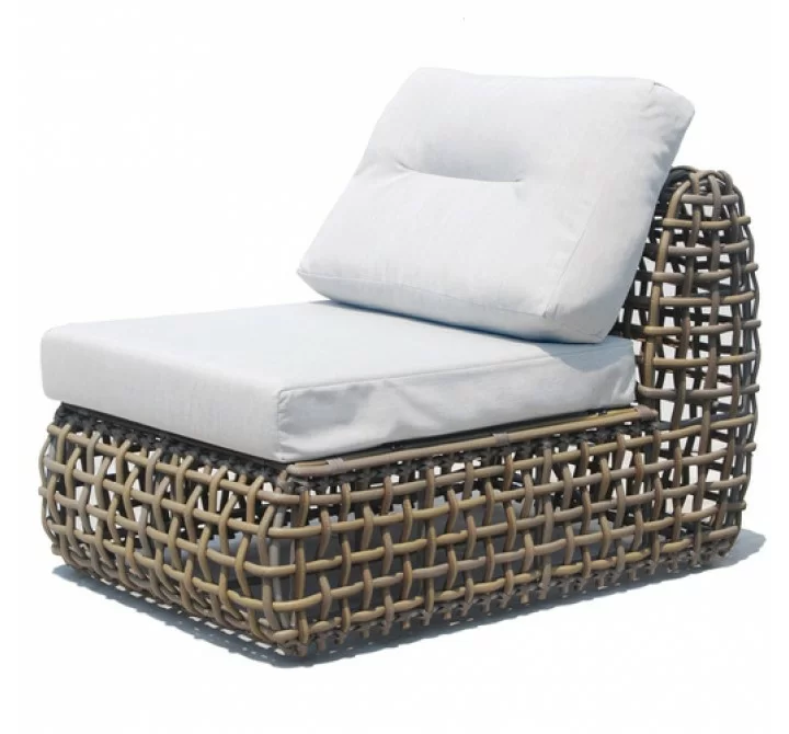 Skyline Design Dynasty Kubu Center with Sunbrella Cushion