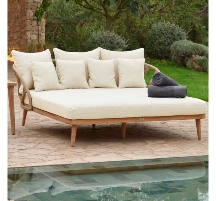 Skyline Design Krabi Daybed with Sunbrella Cushion Outdoor
