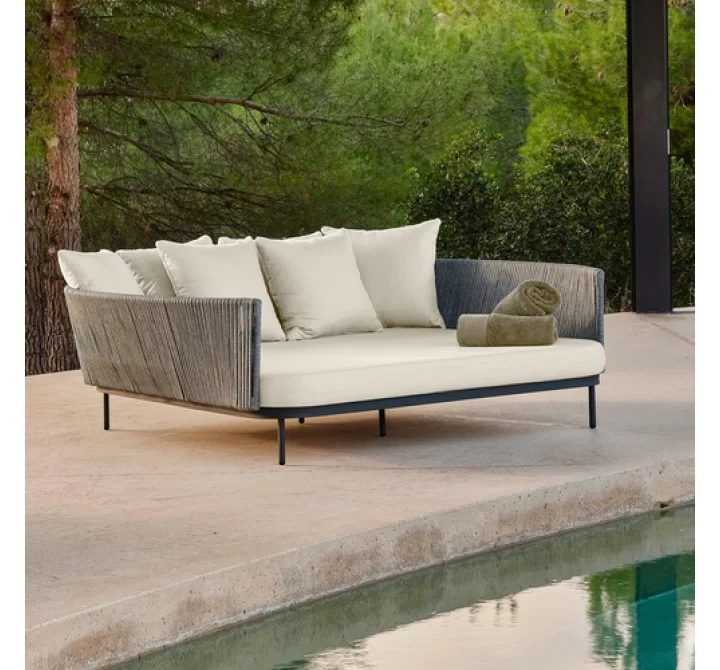Skyline Design Boston Daybed with Sunbrella Cushion Outdoor