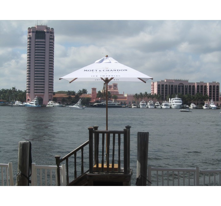 Levante 2.1m Square Umbrella-1