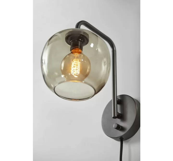 Adesso Ashton Wall Lamp 1