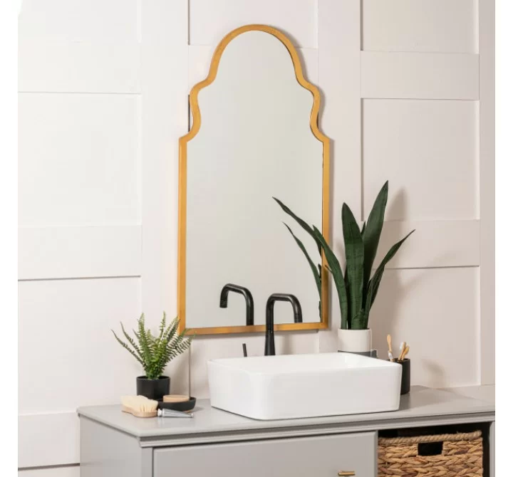 Lincoln Mirror - Lifestyle