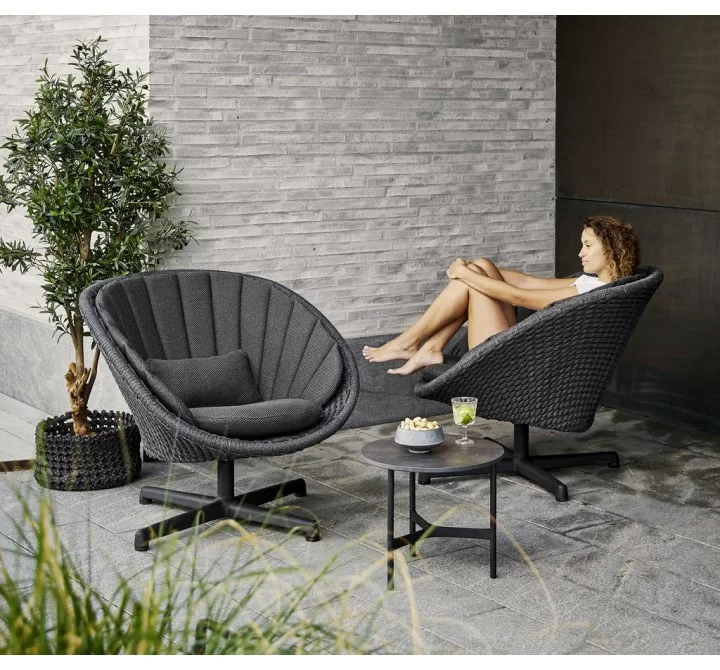 Cane-Line Peacock lounge Chair W/Swivel Aluminium Base, Dark Grey, Cane Lline Soft Rope