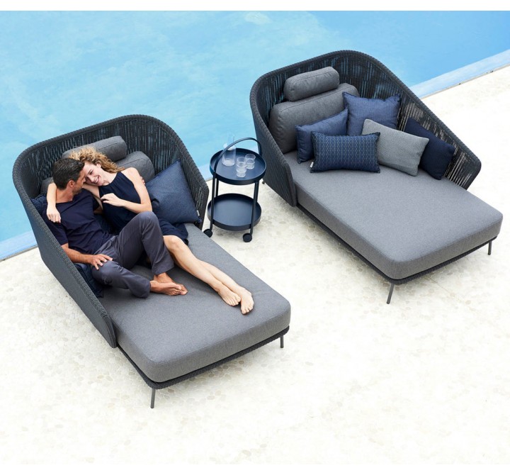 Cane-Line Mega Daybed Left outdoor view