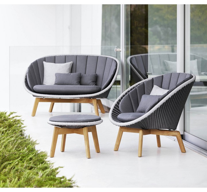Cane-Line Peacock 2-Seater Sofa W/Teak Legs, Cane-Line Weave