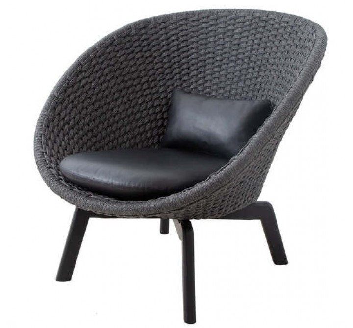 Cane-Line Peacock Lounge Chair Black Leather