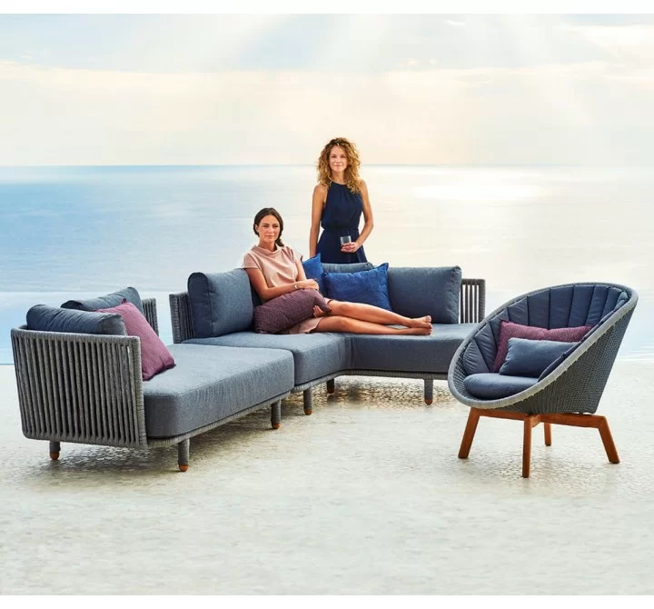 Cane-Line Moments corner module, incl. Grey cushion set outdoor view