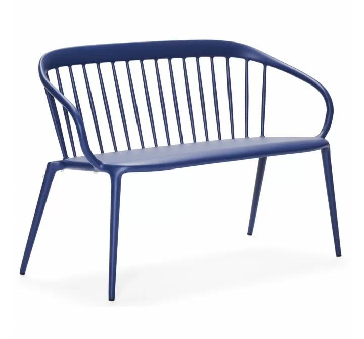Woodard Windsor Bench - Angled