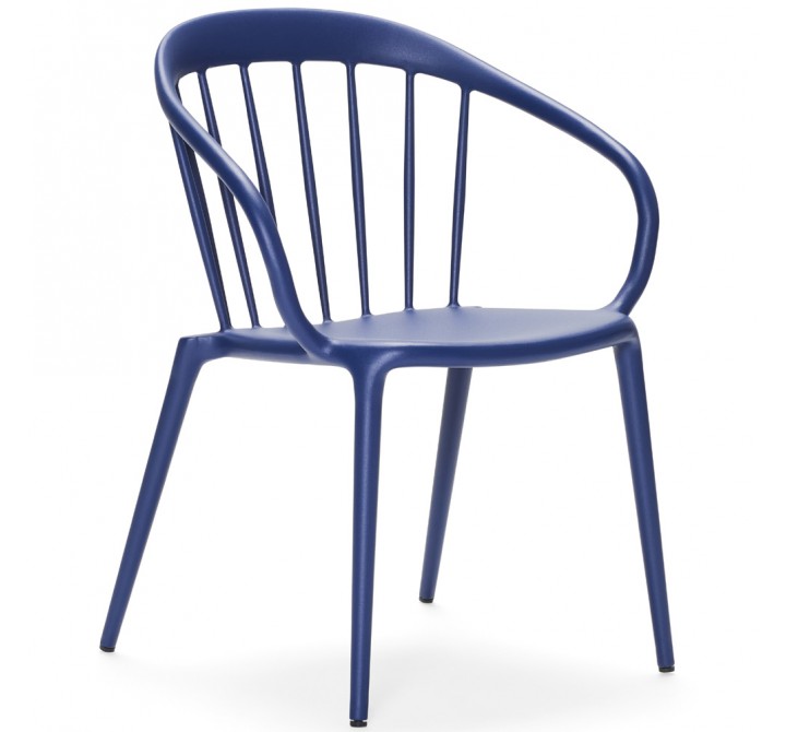 Woodard Windsor Dining Arm Chair - Angled