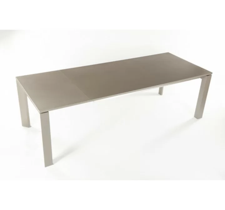 Stilnovo  The Lamia Extendable Dining Table